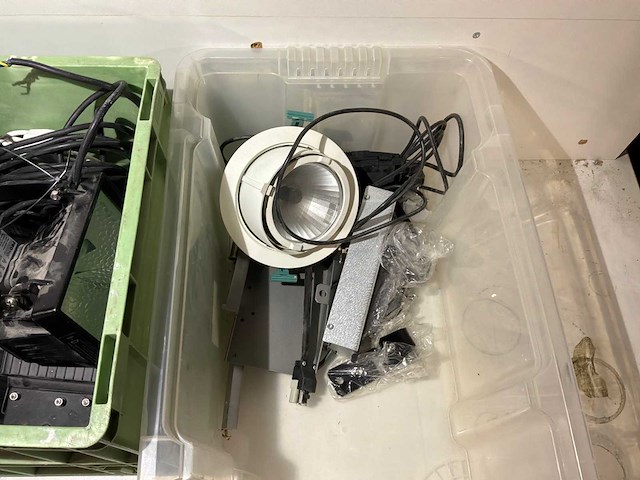 Philips bouwlampen en binnenverlichting (9x) - afbeelding 3 van  3