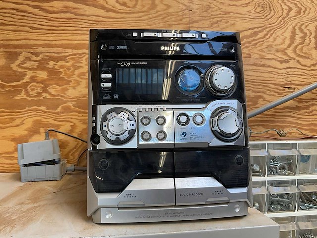 Philips c700 mini-hifi system met speakers - afbeelding 1 van  3