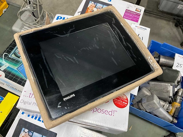 Philips fotolijst digitaal (4x) - afbeelding 1 van  3