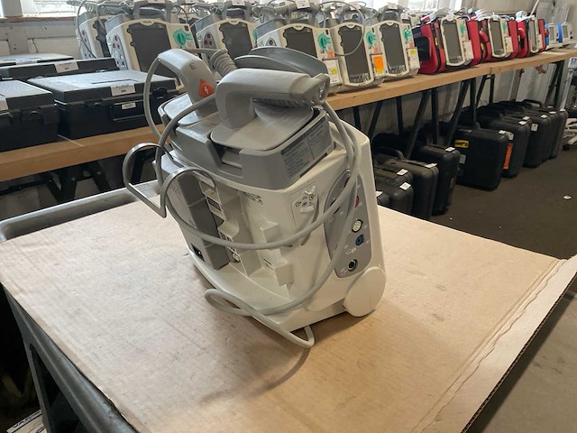 Philips heartstart mrx defibrillator - afbeelding 5 van  10