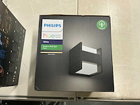 Philips hue white outdoor wall light fuzo - afbeelding 1 van  2