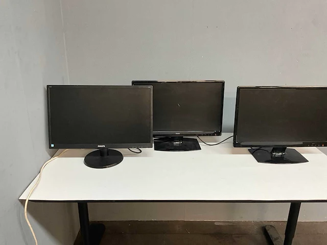 Philips / iiyama monitor (3x) - afbeelding 15 van  15