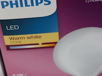 Philips led lampen incl. afstandsbediening - kleur warm white -2700k - 4 stuks - afbeelding 2 van  3