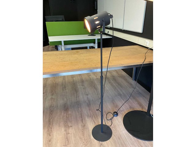 Philips lirio vloerlamp (2x) - afbeelding 9 van  12