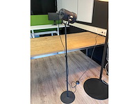 Philips lirio vloerlamp (2x) - afbeelding 10 van  12