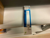 Philips master pl-s 2p 9w/830 lampen (70x) - afbeelding 2 van  2