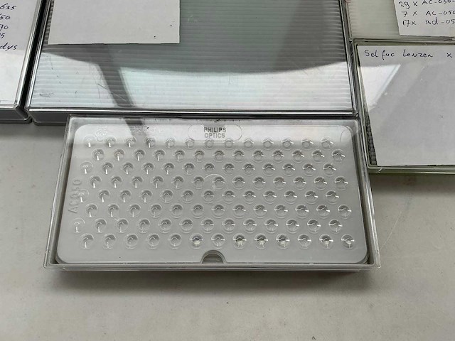 Philips optics/ anteryon lenzen - afbeelding 13 van  13