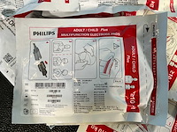 Philips plus/ radiolucent defibrillatorpads (15x) - afbeelding 1 van  2