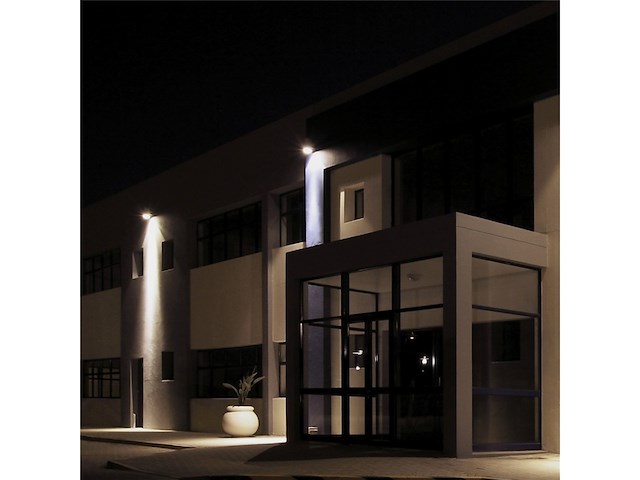 Philips projectline schijnwerper led paneel 150 w warmwit licht - afbeelding 3 van  3