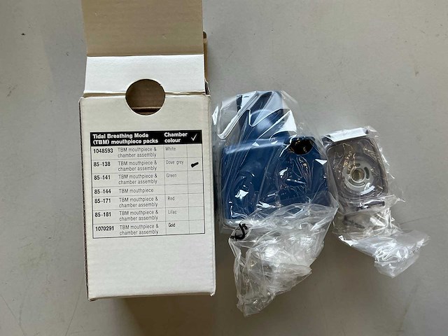 Philips respironics - i-neb aad 85-149 - vernevelaar - 2017 (2x) - afbeelding 1 van  1