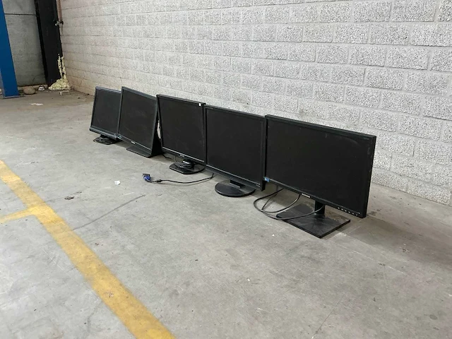 Philips / samsung / iiyama - monitor (5x) - afbeelding 1 van  8