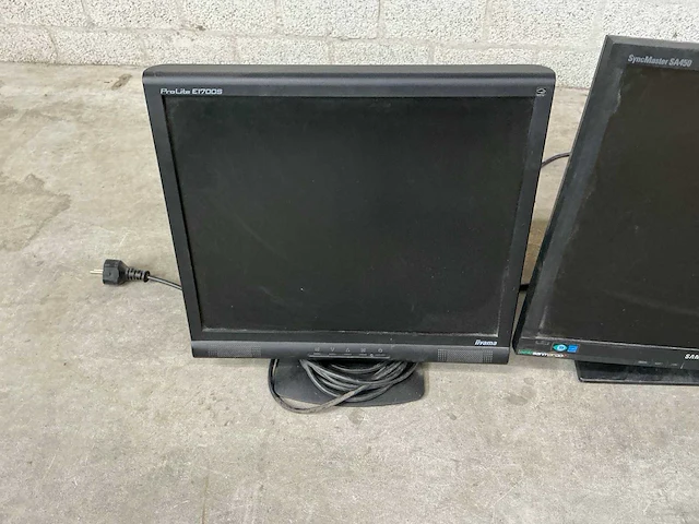 Philips / samsung / iiyama - monitor (5x) - afbeelding 4 van  8