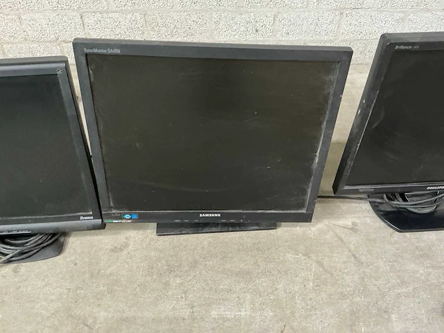 Philips / samsung / iiyama - monitor (5x) - afbeelding 5 van  8