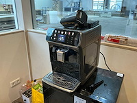Philips series 5500 koffiemachine - afbeelding 1 van  7