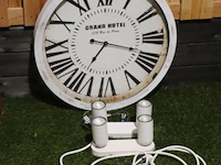 Philips spotverlichting - 2 stuks & wandklok - afbeelding 1 van  6