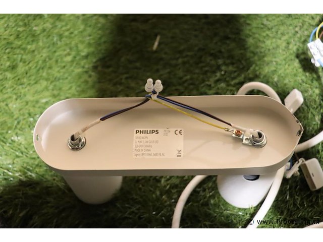 Philips spotverlichting - 2 stuks & wandklok - afbeelding 4 van  6