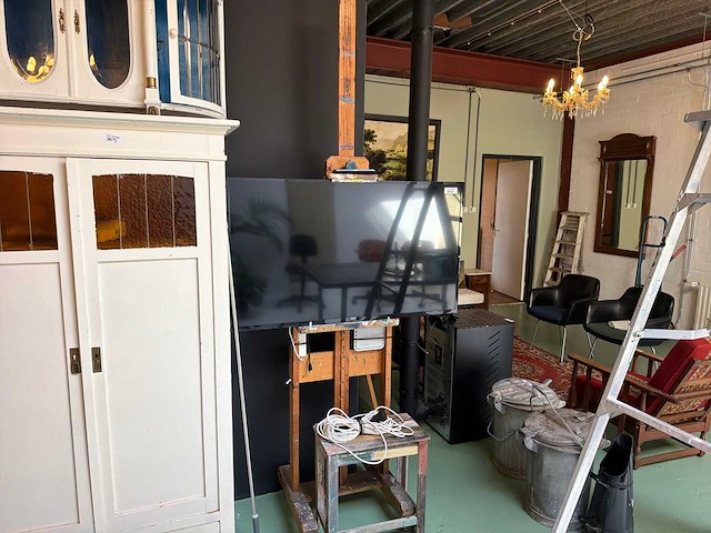 Philips televisie op steun - afbeelding 6 van  6
