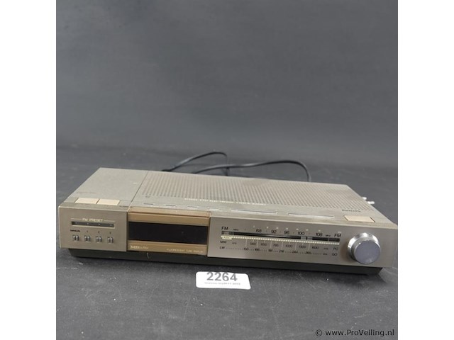 Philips transistor radio - afbeelding 2 van  5