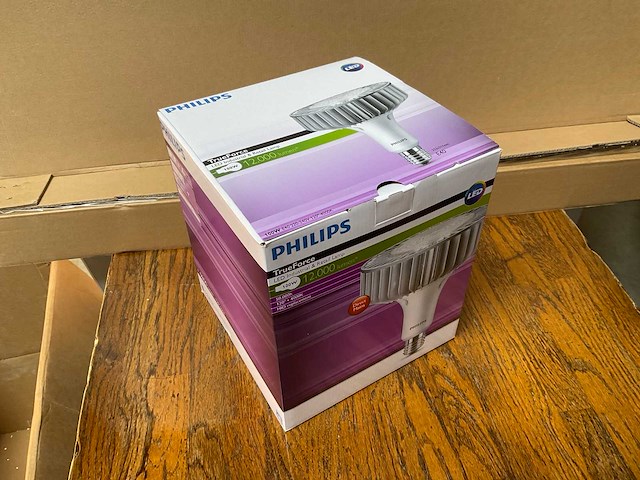 Philips trueforce led industrial & retail lamp - afbeelding 1 van  1