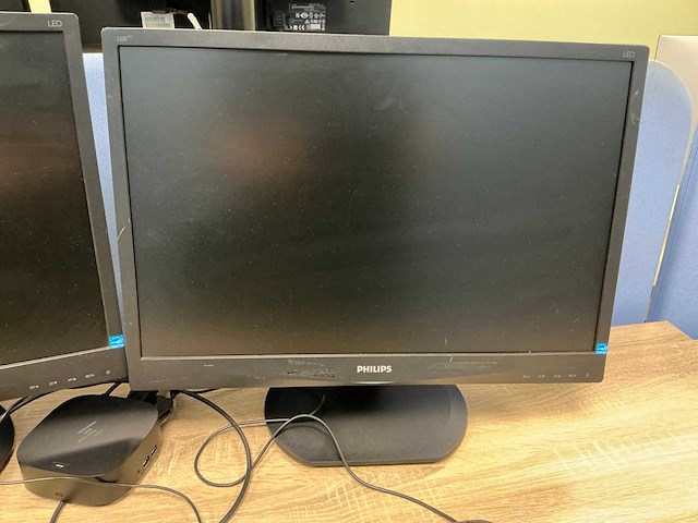 Philips/dell p2421hn / 220s plus monitor - afbeelding 8 van  10