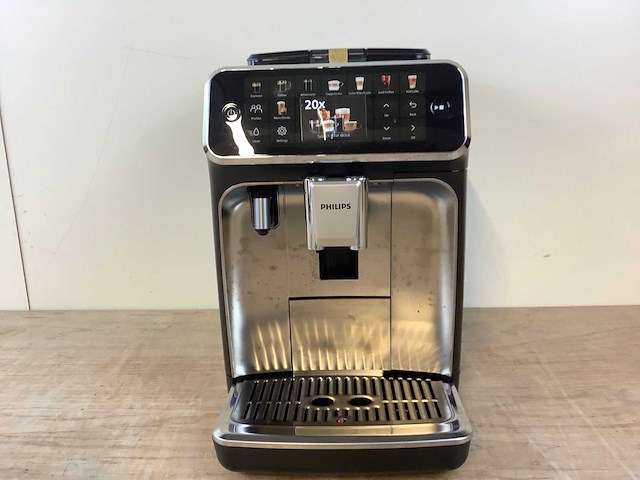 Phillips 5500 series koffie- & espressomachines - afbeelding 3 van  6