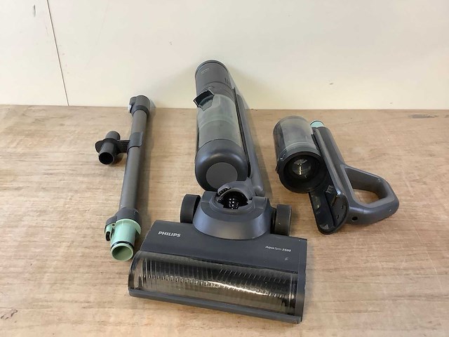 Phillips aquatrio cordless 7000 series steelstofzuiger - afbeelding 1 van  9