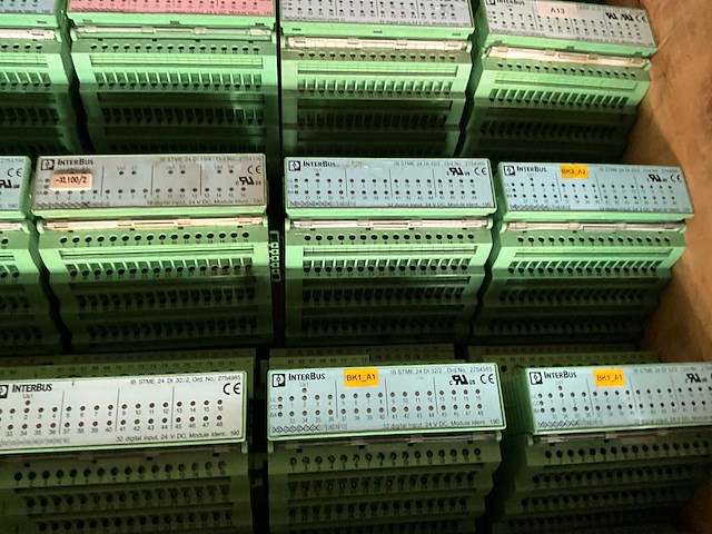 Phoenix contact interbus i/o module (60x) - afbeelding 2 van  4