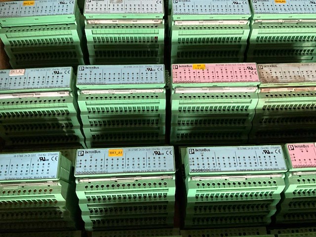 Phoenix contact interbus i/o module (60x) - afbeelding 3 van  4