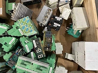 Phoenix contact, sick, vega - partij industriële besturings- en automatiseringscomponenten - afbeelding 8 van  10