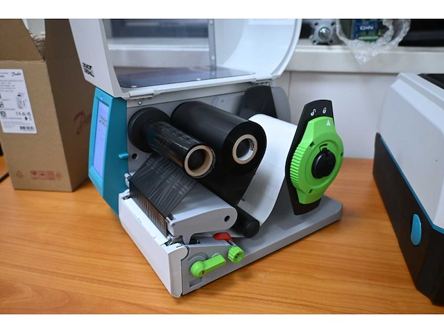 Phoenix contact thermomark roll 2.0 thermische labelprinter - afbeelding 3 van  4
