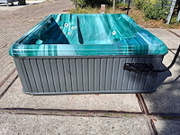 Phoenix spa 4 persoons amerikaans jacuzzi en buitenspa - afbeelding 13 van  24