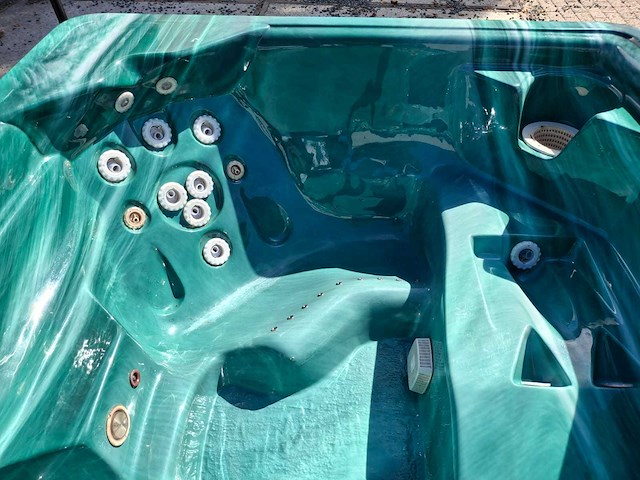 Phoenix spa 4 persoons amerikaans jacuzzi en buitenspa - afbeelding 24 van  24