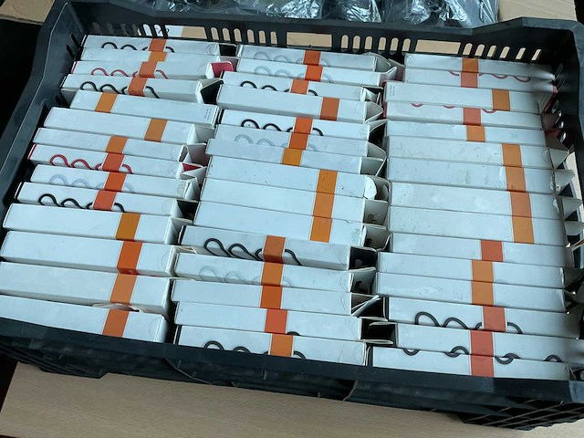 Phonejuice - telefoon oplader, kabels en houders (80x) - afbeelding 1 van  1