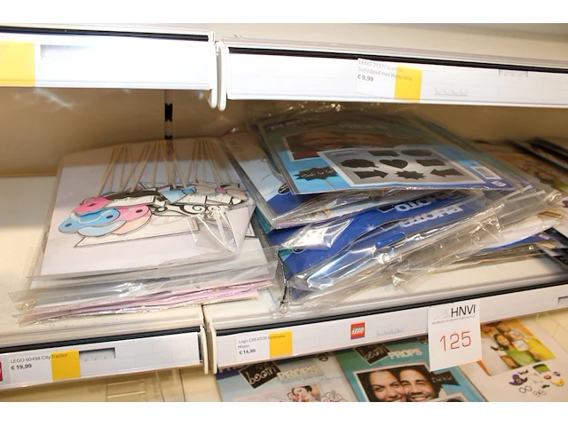 Photo botth props in diverse uitvoeringen - afbeelding 2 van  4