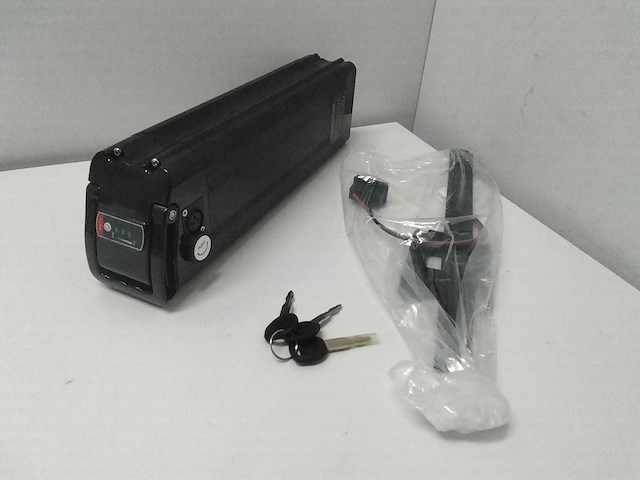 Phylion - xh370-12j silverfish - universele fietsaccu 36 volt. - afbeelding 1 van  6