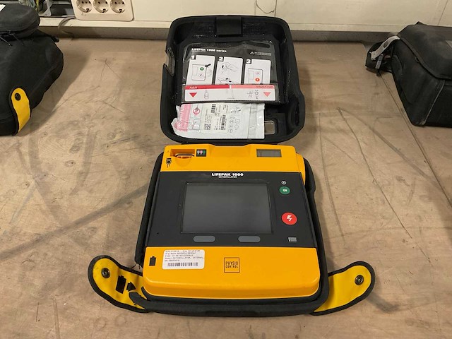 Physio control lifepak 1000 defibrillator - afbeelding 2 van  4