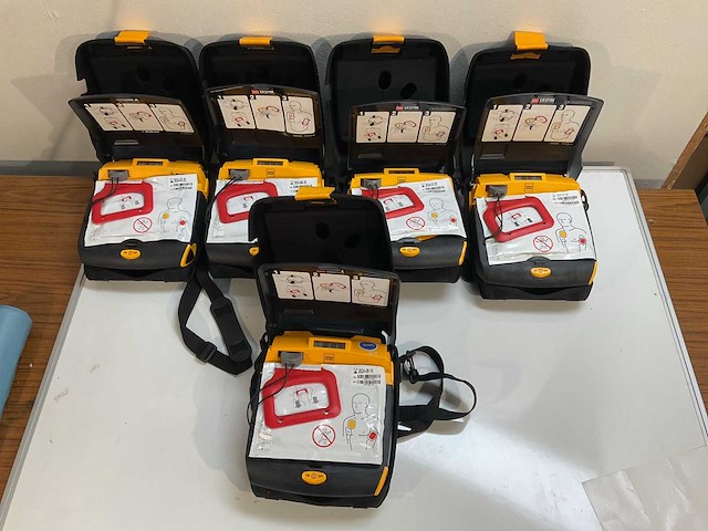 Physio control lifepak cr+ aed defibrillator (5x) - afbeelding 3 van  4
