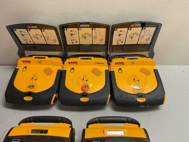 Physio control lifepak crplus aed defibrillator (5x) - afbeelding 3 van  4