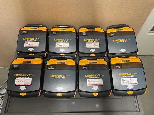*physio control lifepak crplus defibrillator (8x) - afbeelding 1 van  3