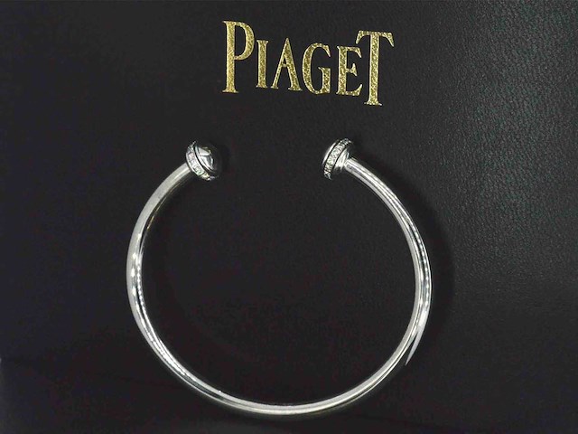 Piaget possession open bangle armband met hoge kwaliteit diamanten - afbeelding 7 van  10