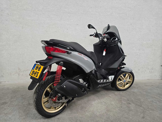 Piaggio - 300 mp3 - hpe sport - motorscooter h811fs - afbeelding 4 van  7