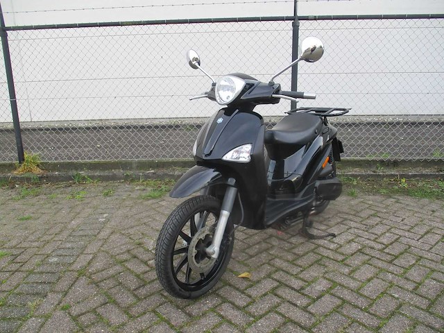 Piaggio - bezorg bromscooter - liberty corporate injectie - scooter - afbeelding 4 van  11