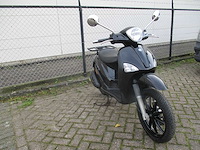 Piaggio - bezorg bromscooter - liberty corporate injectie - scooter - afbeelding 7 van  11