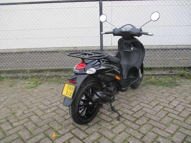 Piaggio - bezorg bromscooter - liberty corporate injectie - scooter - afbeelding 9 van  11