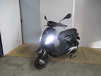 Piaggio - bromscooter - 1 plus - e-scooter - afbeelding 5 van  12