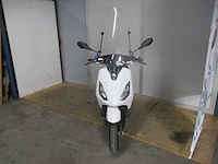 Piaggio - bromscooter - 1 plus - e-scooter - afbeelding 5 van  11
