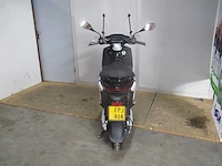 Piaggio - bromscooter - 1 plus - e-scooter - afbeelding 10 van  11