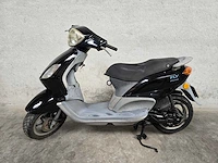 Piaggio - bromscooter - fly - 4t 45km uitvoering fj902l