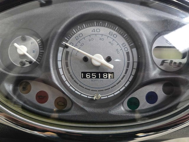 Piaggio - bromscooter - fly 4t - 45km uitvoering f448vz - afbeelding 7 van  7