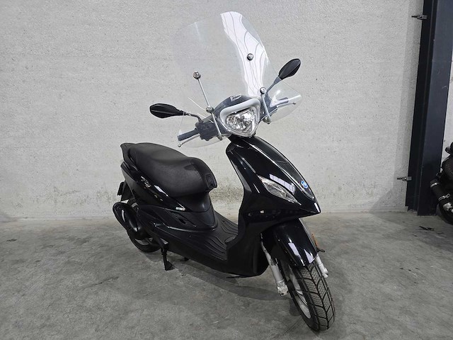 Piaggio - bromscooter - fly 4t - 45km uitvoering f448vz - afbeelding 4 van  7